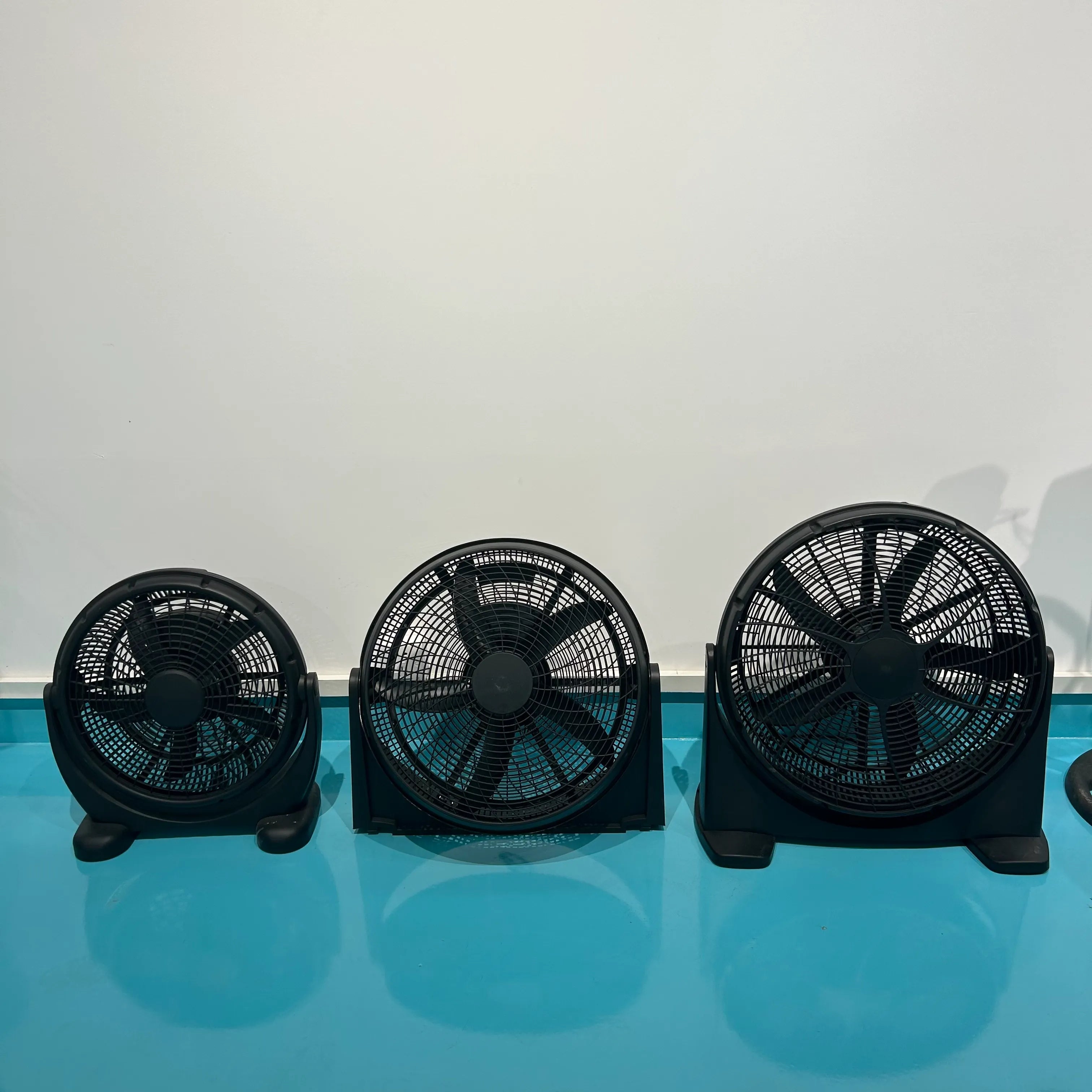 20Inch Industrial Floor Fan Large Angle Air Delivery High Power Electric Fan Made in China